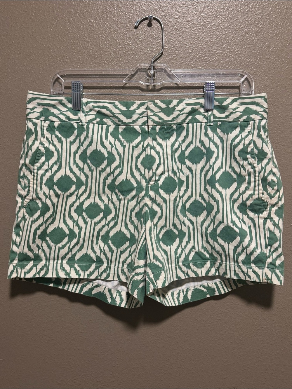 Banana Republic Green and White Geometric High-Waist Shorts